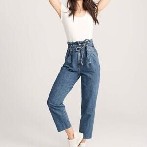 Abercrombie and Fitch High Waisted Paper Bag Mom Jeans with Belt, Size 27/4R
